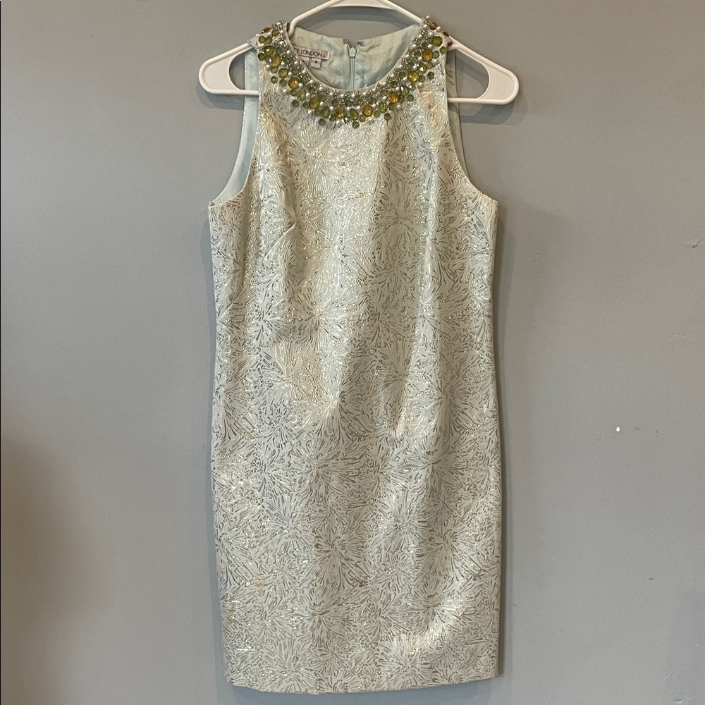 Beaded Neckline Sleeveless Sheath Dress - Pale Mint size 4 spring looks